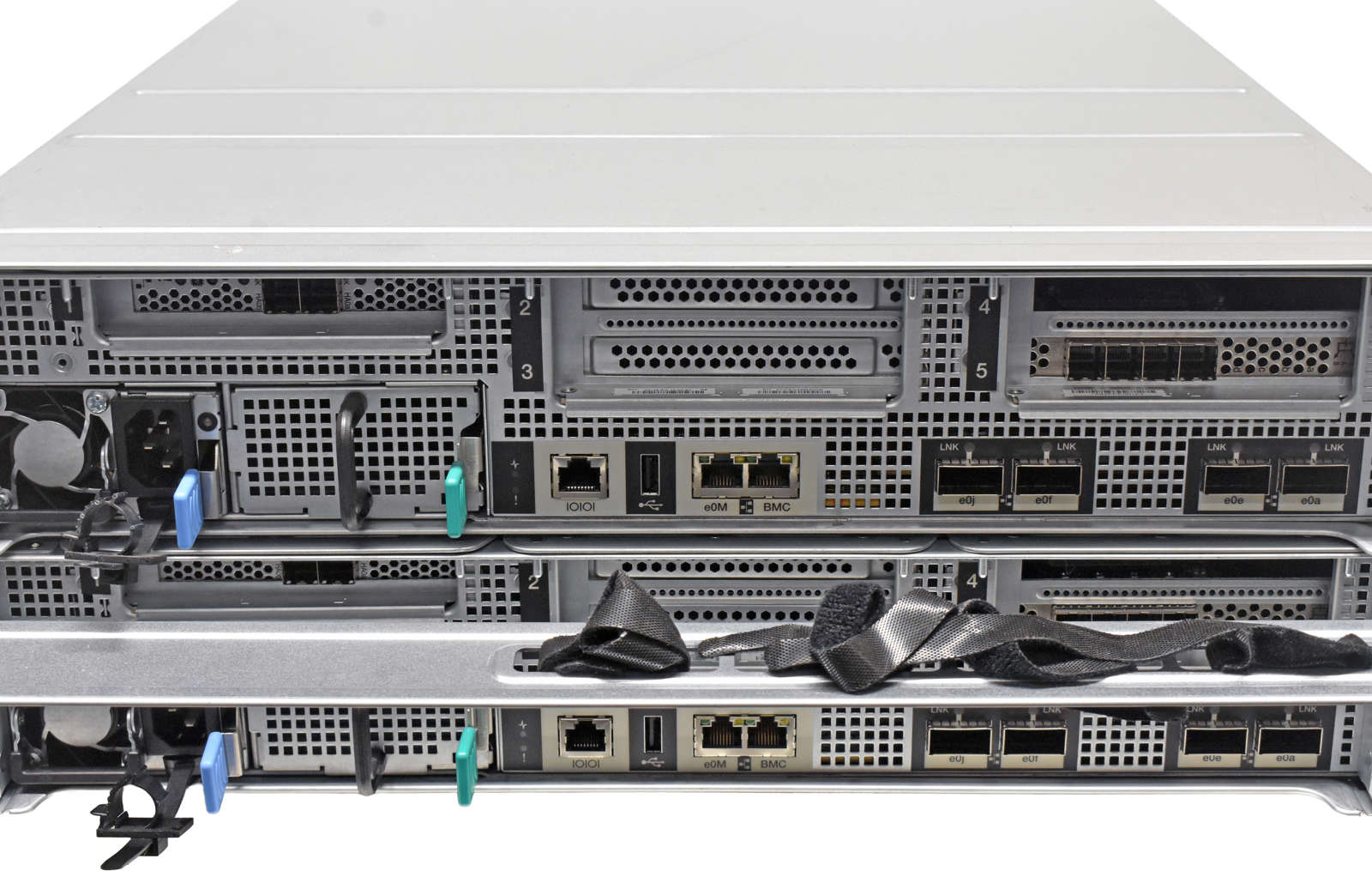 NetApp All Flash AFF-A700s NVMe SSD Storage System 0GB RAM 4x E5-2697v4 24x SFF 2,5