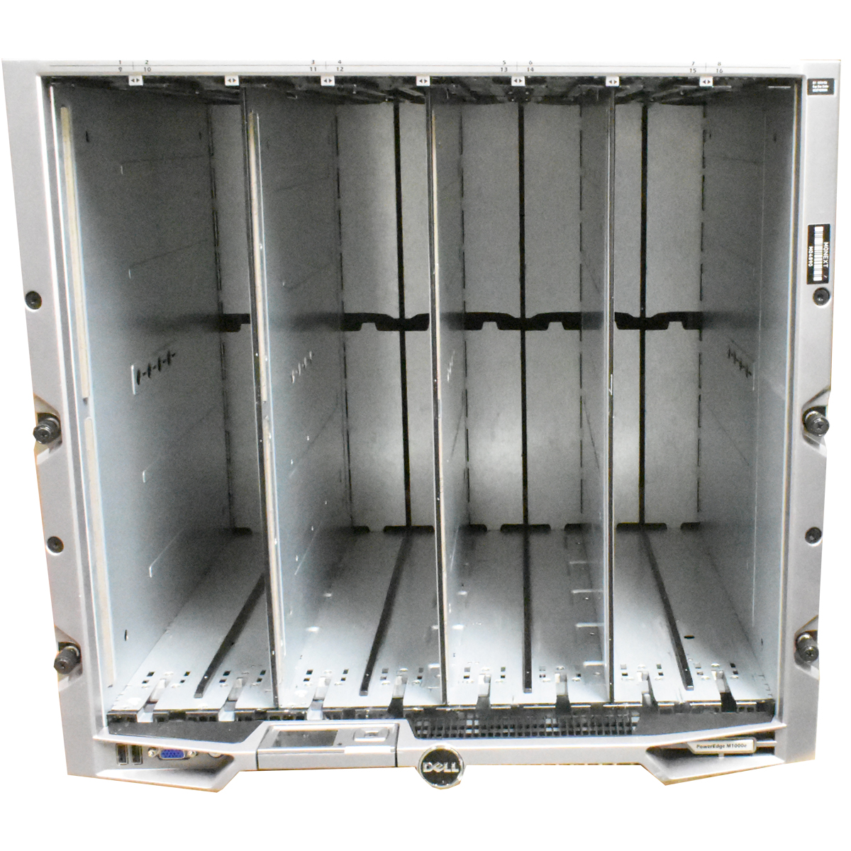 Dell PowerEdge M1000e V1 BladeCenter für M630, M640 6x E3000E-S0 PSU 2x RK095 iKVM 0K036D 10U Dell PowerEdge M1000e BladeCenter BMX01 6x C2700A PSU 2x RK095 iKVM 0K036D 10U