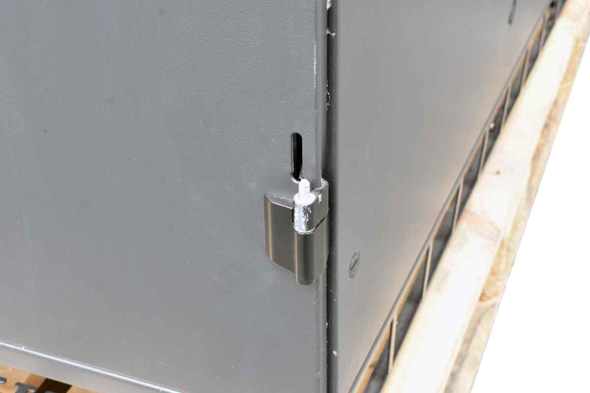 Knürr 24H E+Lüfter 230V A3C40084361 Server Rack B79cm x H129cm T100cm +Control Unit 4x Power Strips Knürr 24H E+Lüfter 230V A3C40084361 Server Rack B79cm x H129cm T100cm +Control Unit 4x Power Strips