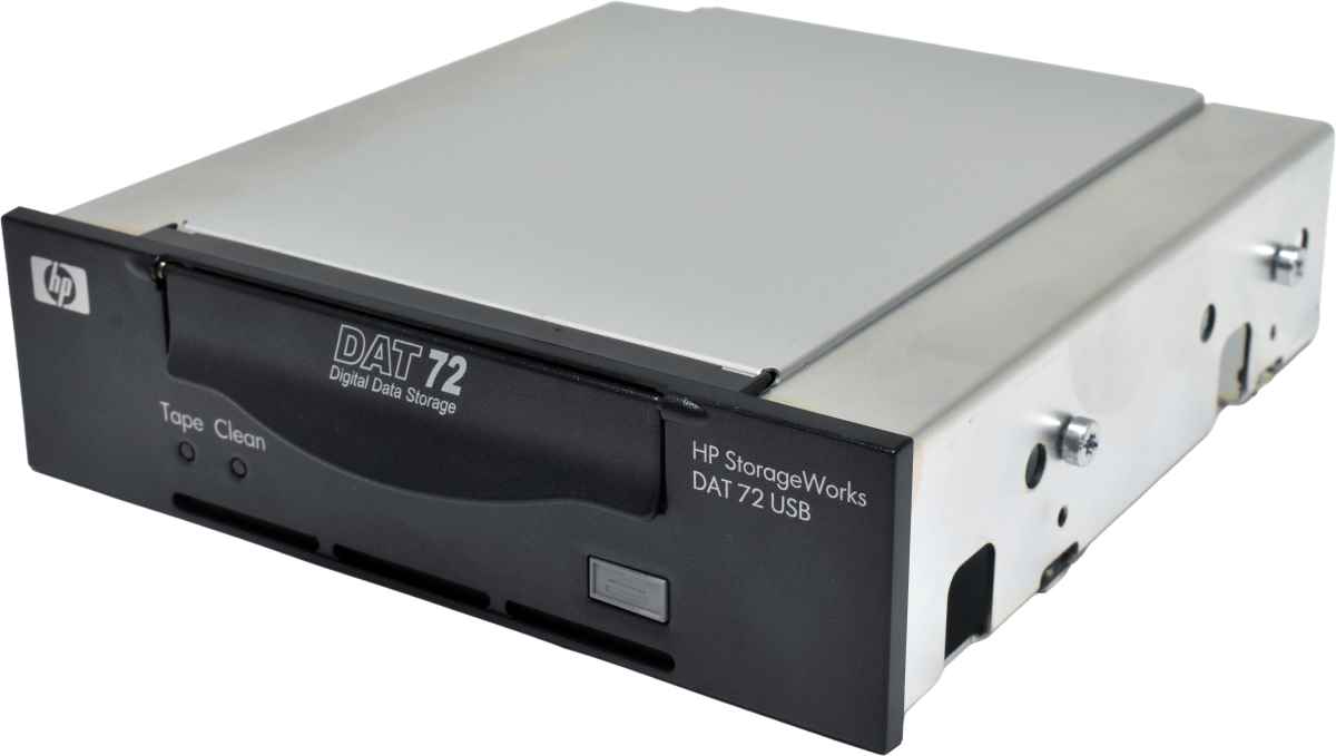 HP DAT 72 USB DW026A DW026-60005 internal Tape Drive 36GB / 72GB HP DAT 72 USB DW026A DW026-60005 internal Tape Drive 36GB / 72GB