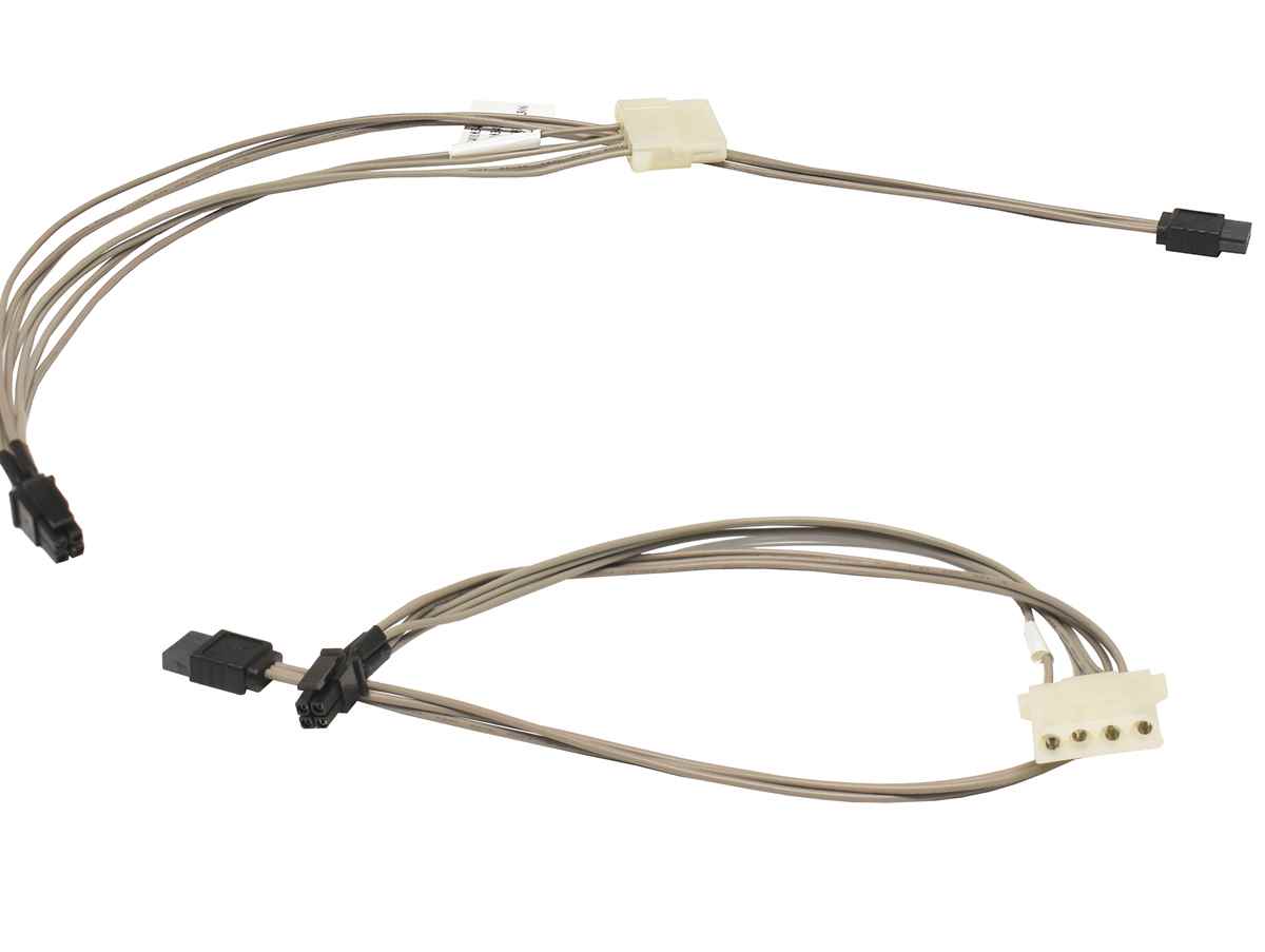 Fujitsu Kabel 1x SATA / 2x 4-pin 35cm A3C40183452 A3C40183453