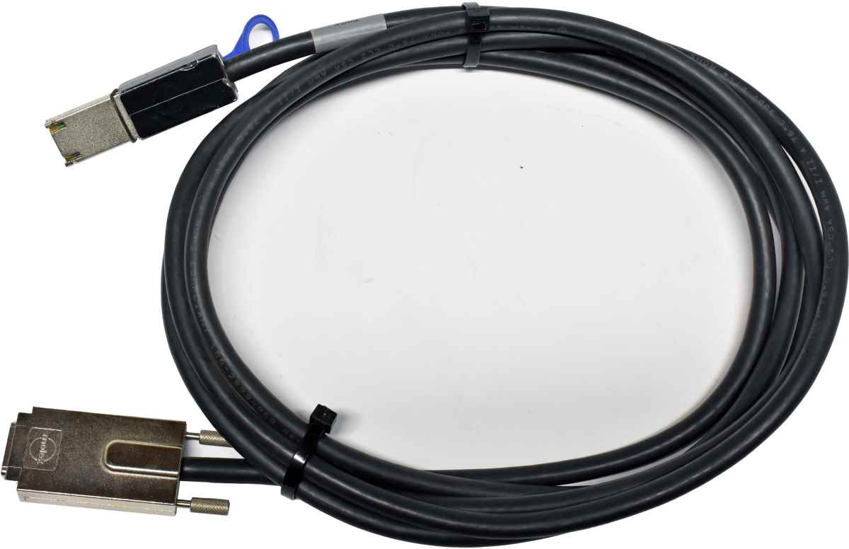 IBM MegaRAID 8480 39R6472 39R6564 3m IB MiniSAS Data Cable SFF-8088 - SFF-8470