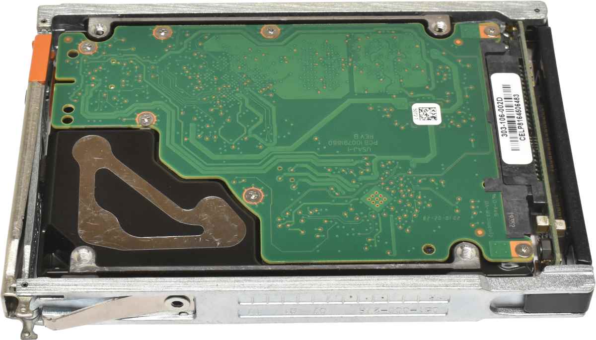 EMC Seagate Exos 15E900 300GB 2.5" 15K 12G SAS HDD Festplatte ST300MP0026 1UT230-031 mit EMC Rahmen