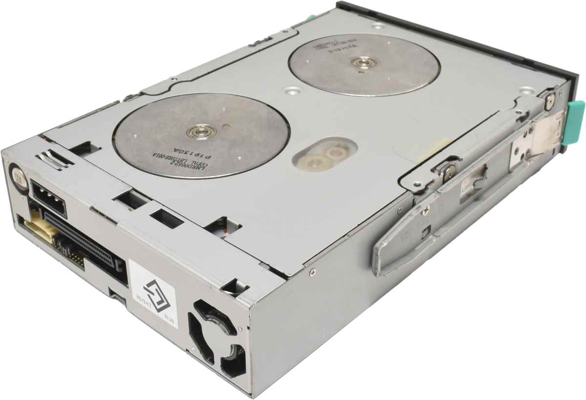 Quantum LTO-2 Ultrium CL1001 Tape Drive / Bandlaufwerk TE3100-522 Quantum LTO-2 Ultrium CL1001 Tape Drive / Bandlaufwerk TE3100-522