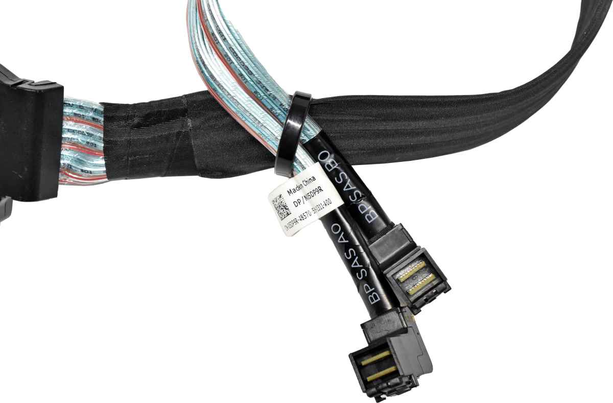 Dell PowerEdge R630 backplane RAID Cable 05DP9R PERC - 2x MiniSAS HD Dell PowerEdge R630 backplane RAID Cable 05DP9R PERC - 2x MiniSAS HD