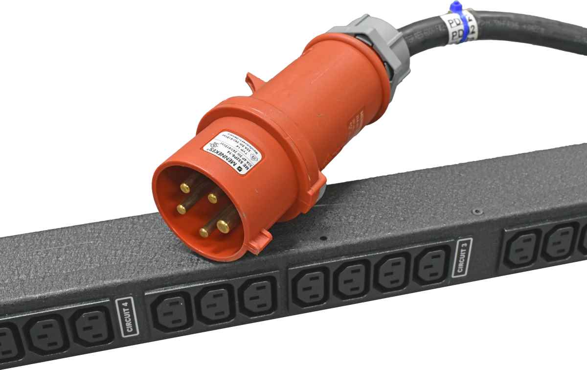 Geist DU00X5W1-48MI17-0H02A9J00-S-A 42xC13 6xC19 PDU