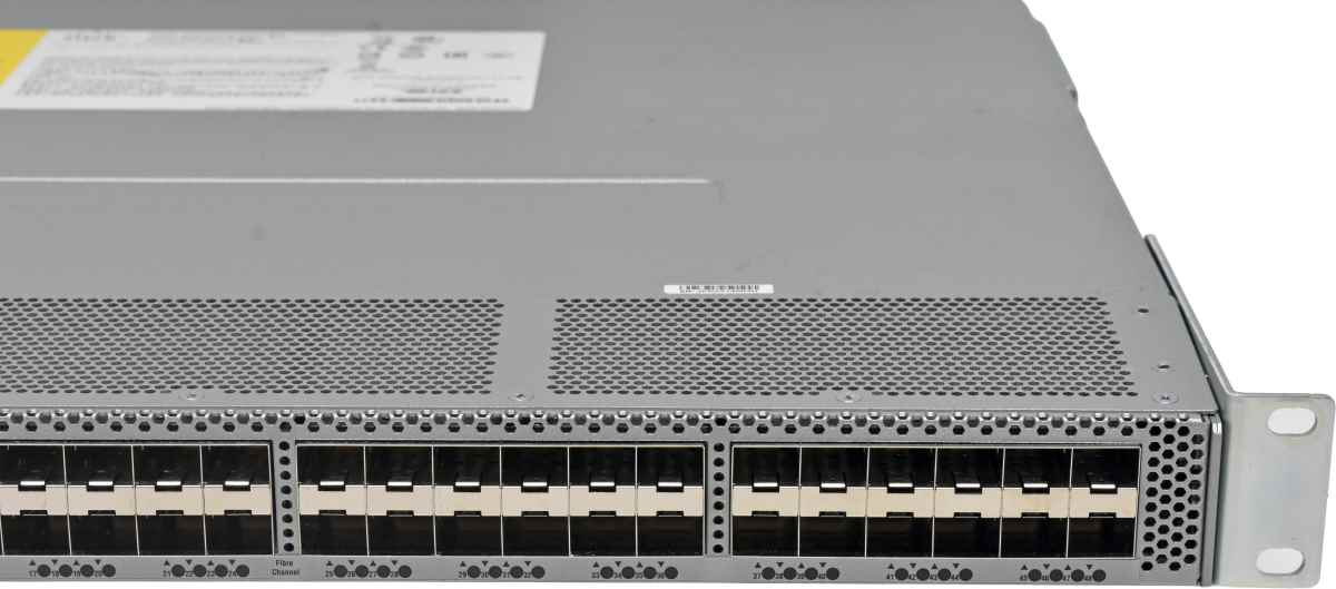 Cisco DS-C9148S-K9 68-5131-02 48-Port SFP+ 16G FC Switch +Rack Ears