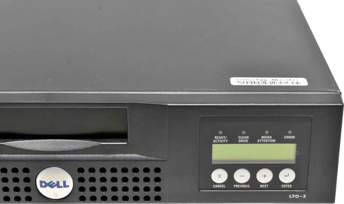 Dell PowerVault 122T 8-Slot LTO-2 SCSI Tape Autolader 0YC943 Dell PowerVault 122T 8-Slot LTO-2 SCSI Tape Autolader 0YC943