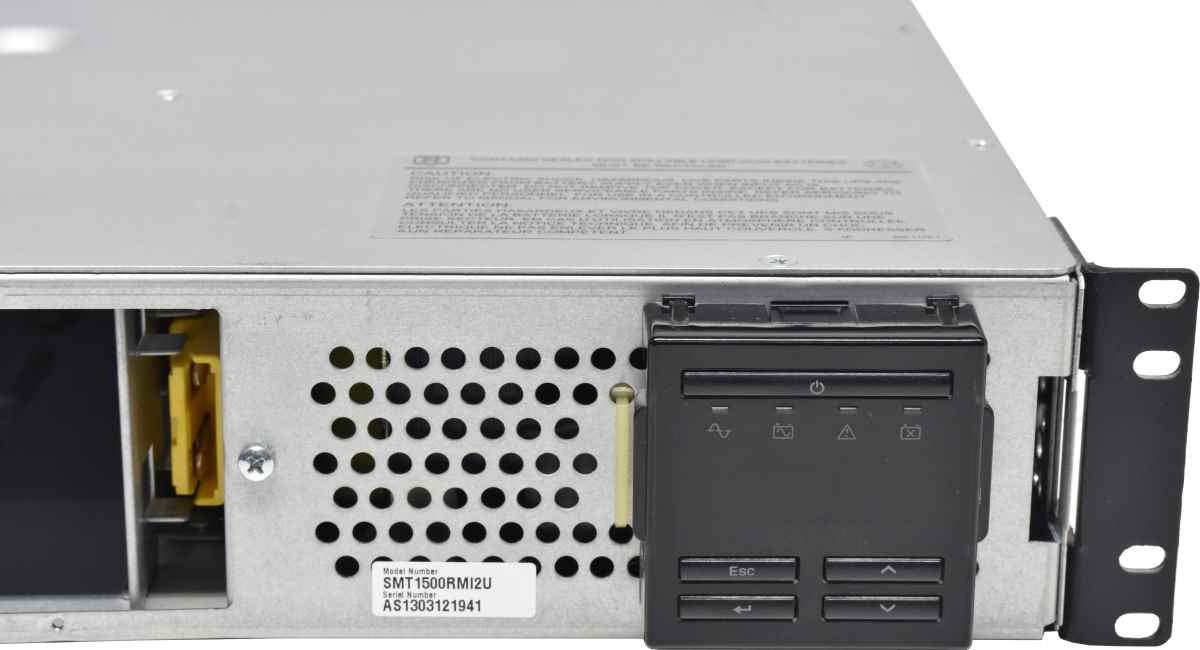 APC Smart UPS SMT1500RMI2U 1500VA 2HE USV no Batteries APC Smart UPS SMT1500RMI2U 1500VA 2HE USV no Batteries no Front Bezel