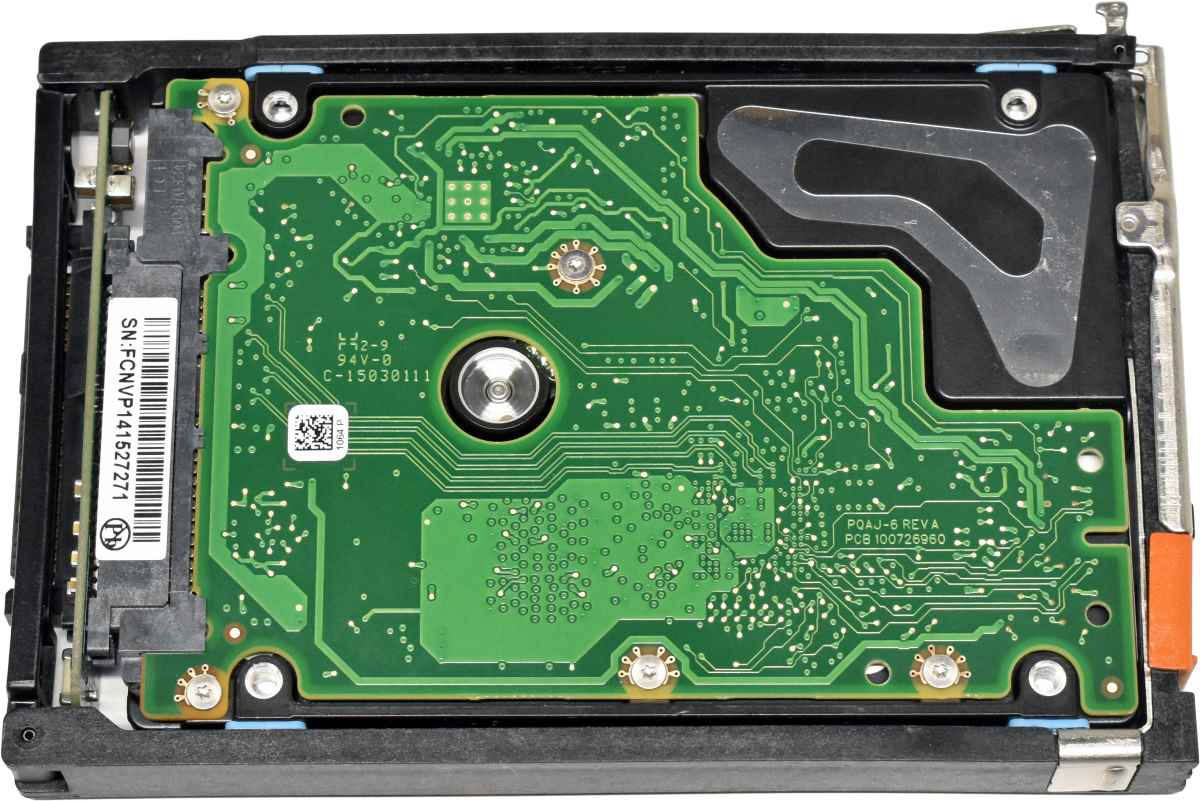 EMC Toshiba 600GB 118000382-03 AL13SXB600N 2.5" 15K 6G SAS HDD