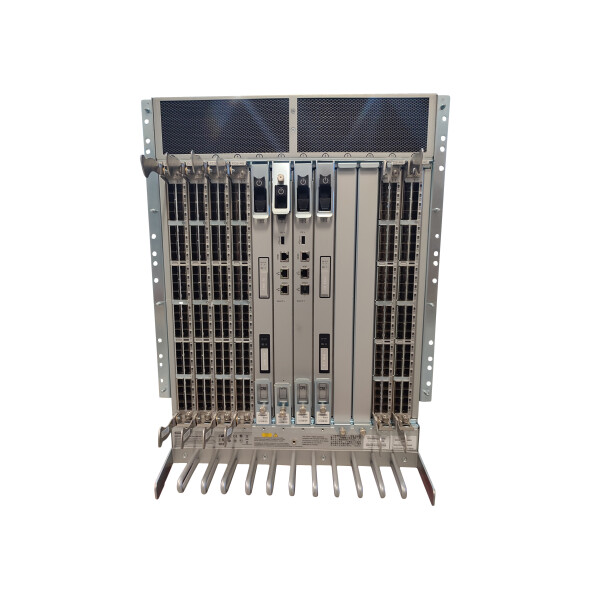 EMC2 Switch ED-DCX-B 6x FC8-48 2x CR8 2x CP8 2xPSU 2000W 3x Fan Modules Managed Rack Ears 100-652-512